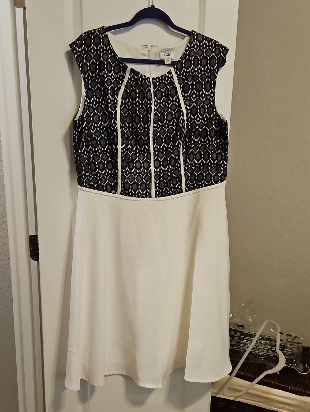 Cato Black & White Cap-Sleeve A-Line Midi Dress